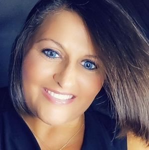Meet your Posher, Brittney
